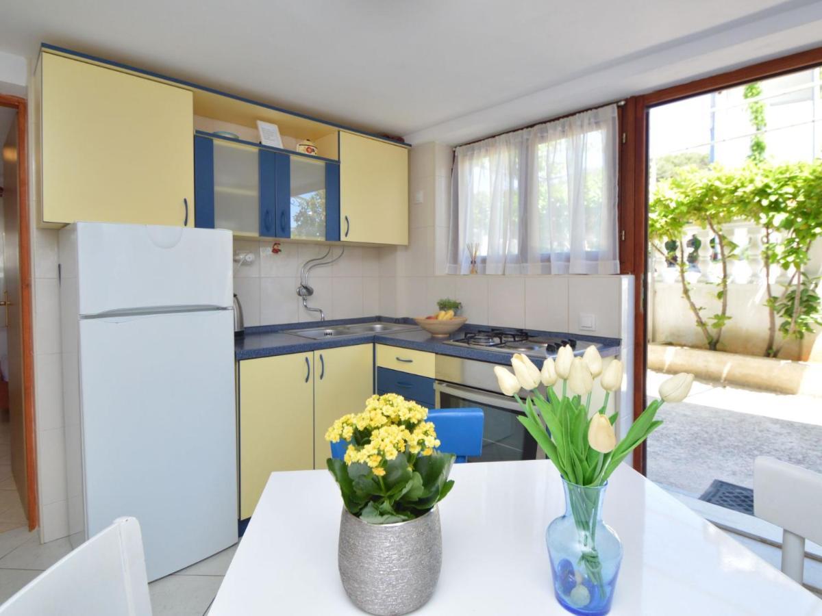 Apartment Rose-1 By Interhome Zaboric Exterior photo